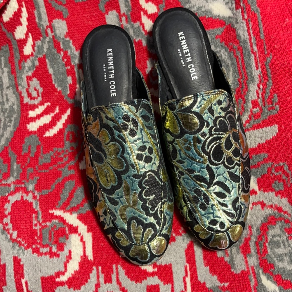 NWB Kenneth Cold Mules Sz 9